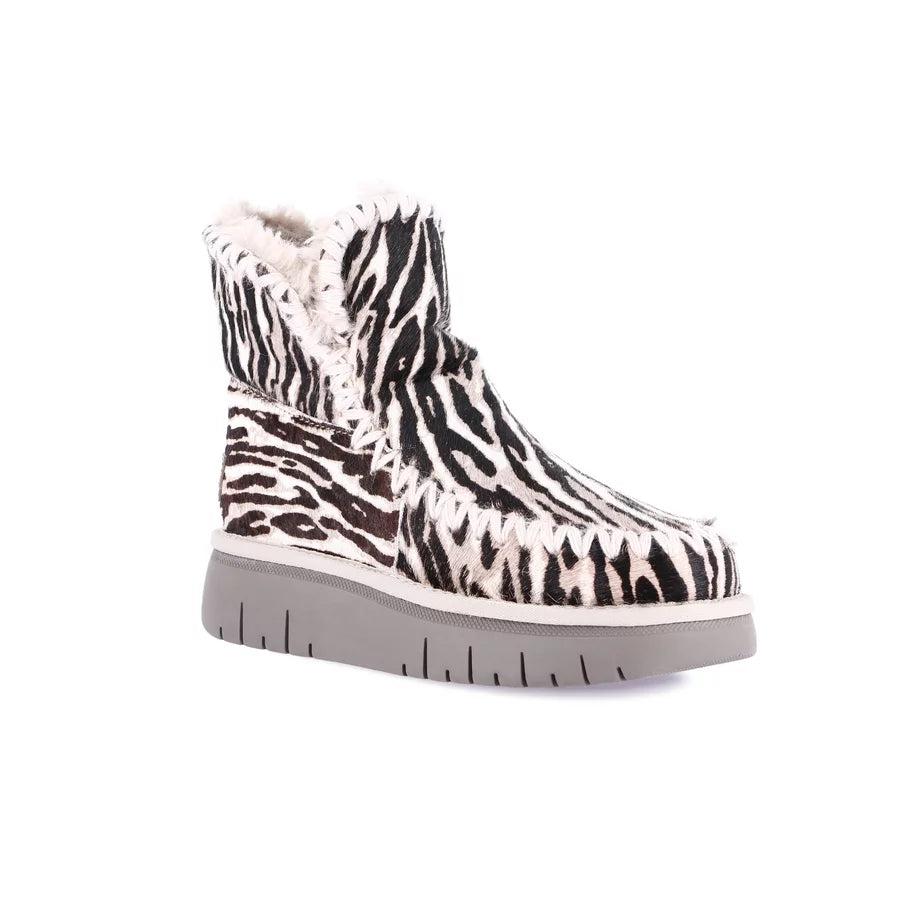 gid://shopify/Product/15712362856780_1