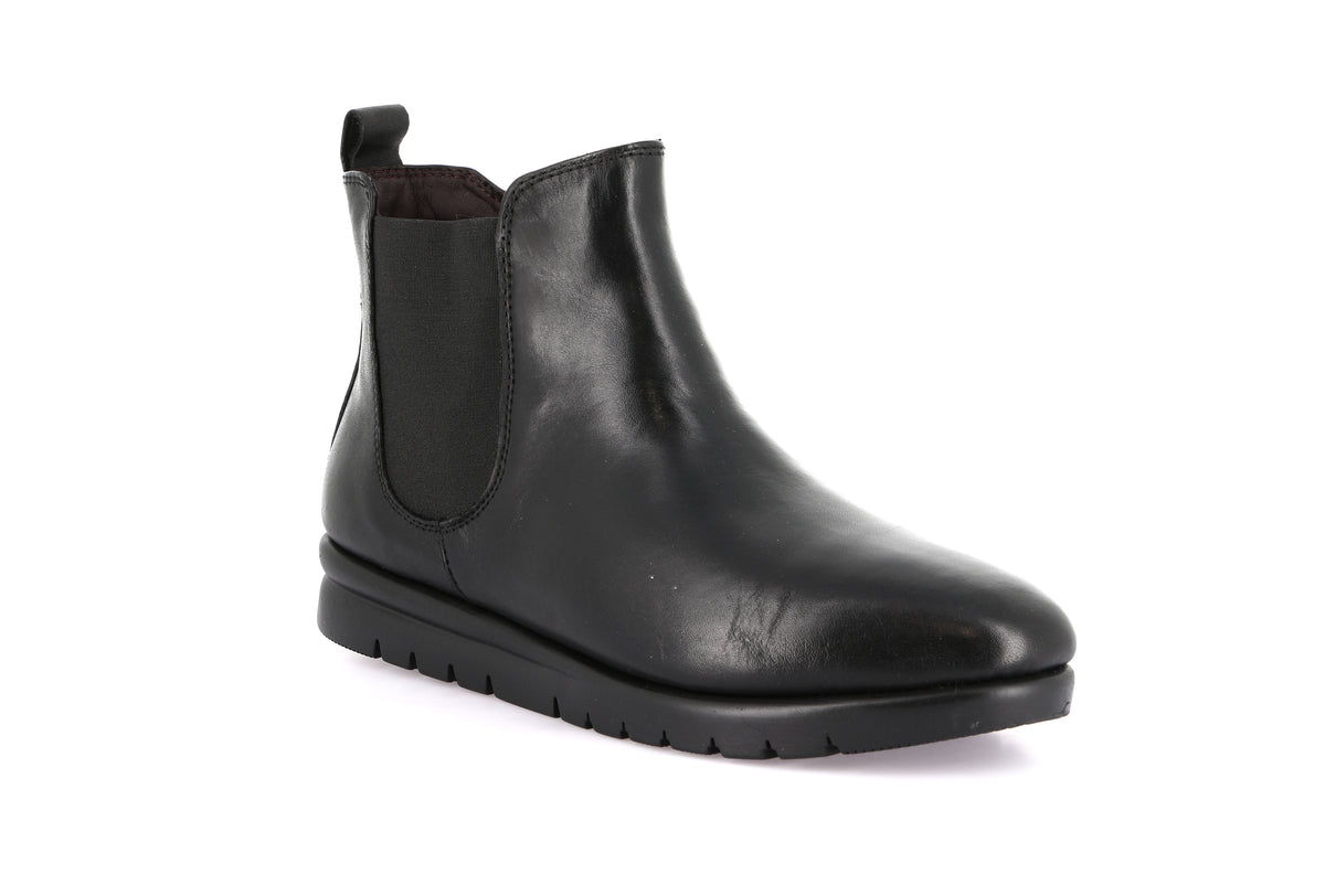 gid://shopify/Product/16145756258636_58966943957324