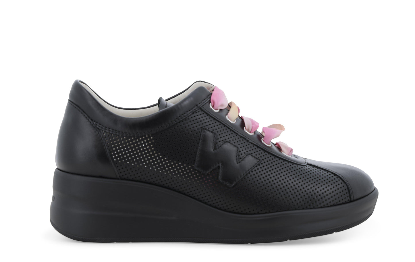 gid://shopify/Product/15685808456012_1