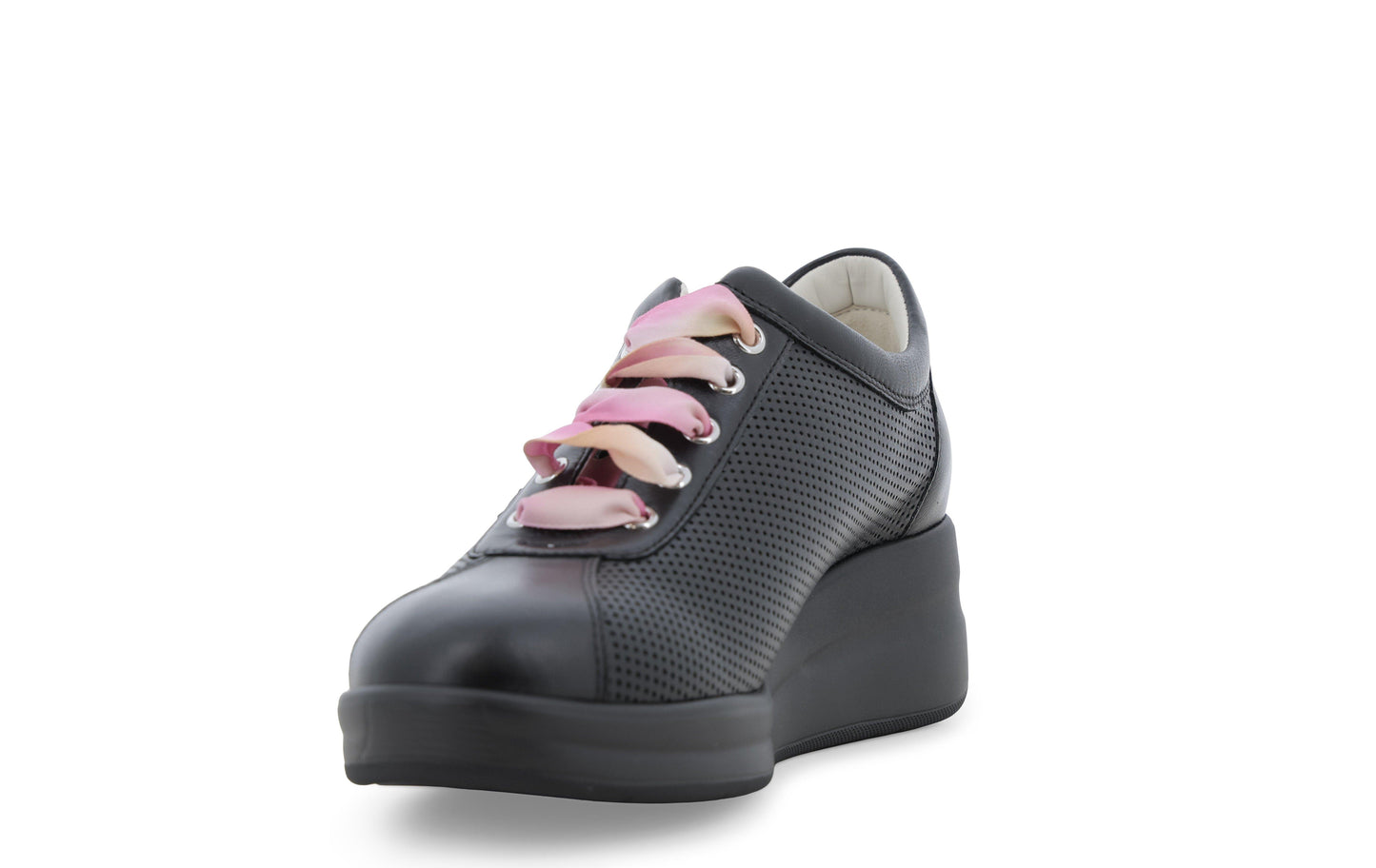 gid://shopify/Product/15685808456012_3