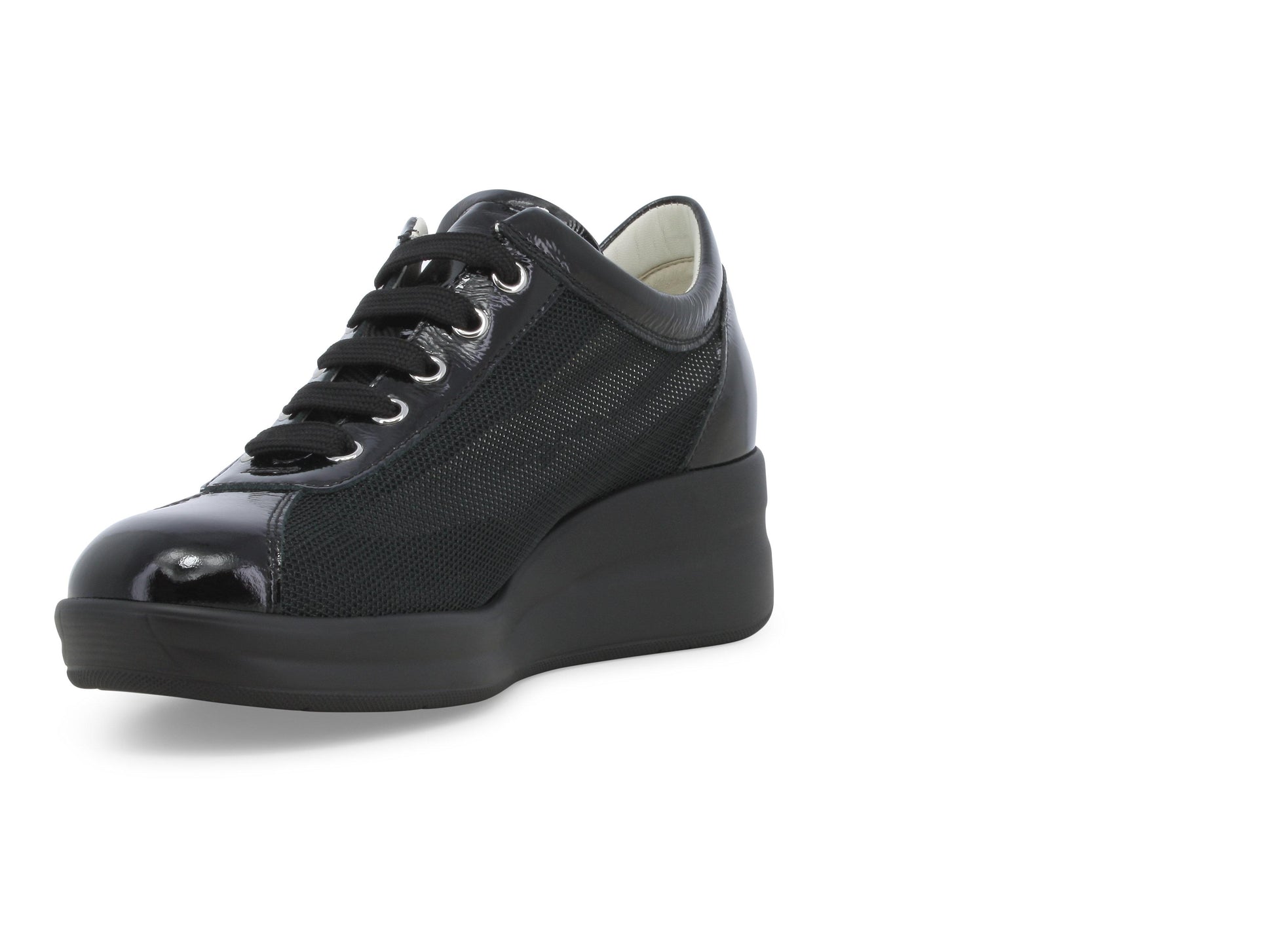 gid://shopify/Product/15685811732812_3