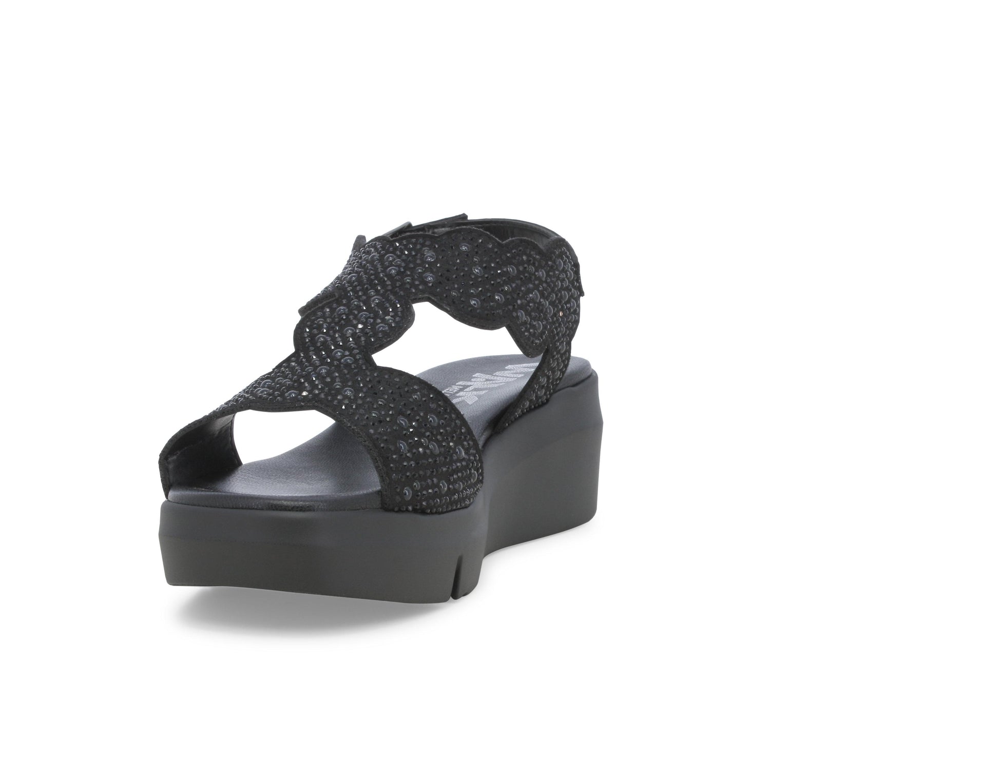 gid://shopify/Product/15761179509068_3