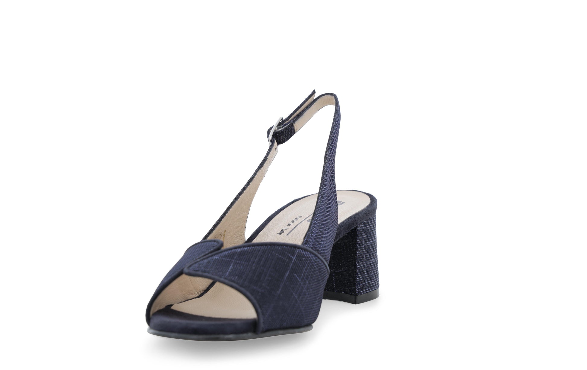 gid://shopify/Product/15685850005836_3