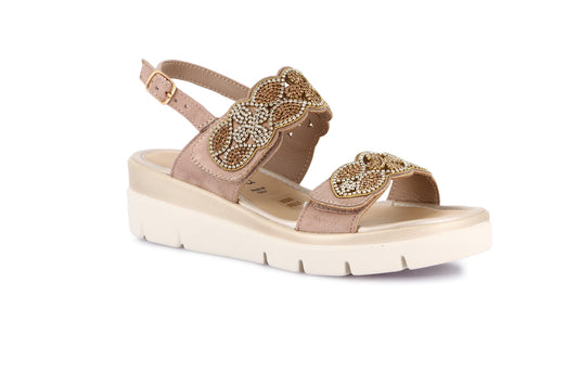 gid://shopify/Product/15798265545036_57721907970380