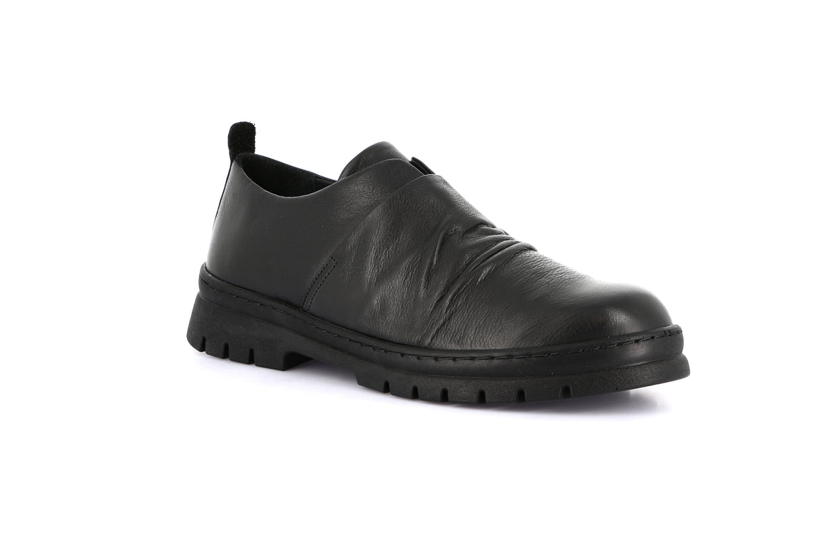 gid://shopify/Product/16106566615372_58821566333260