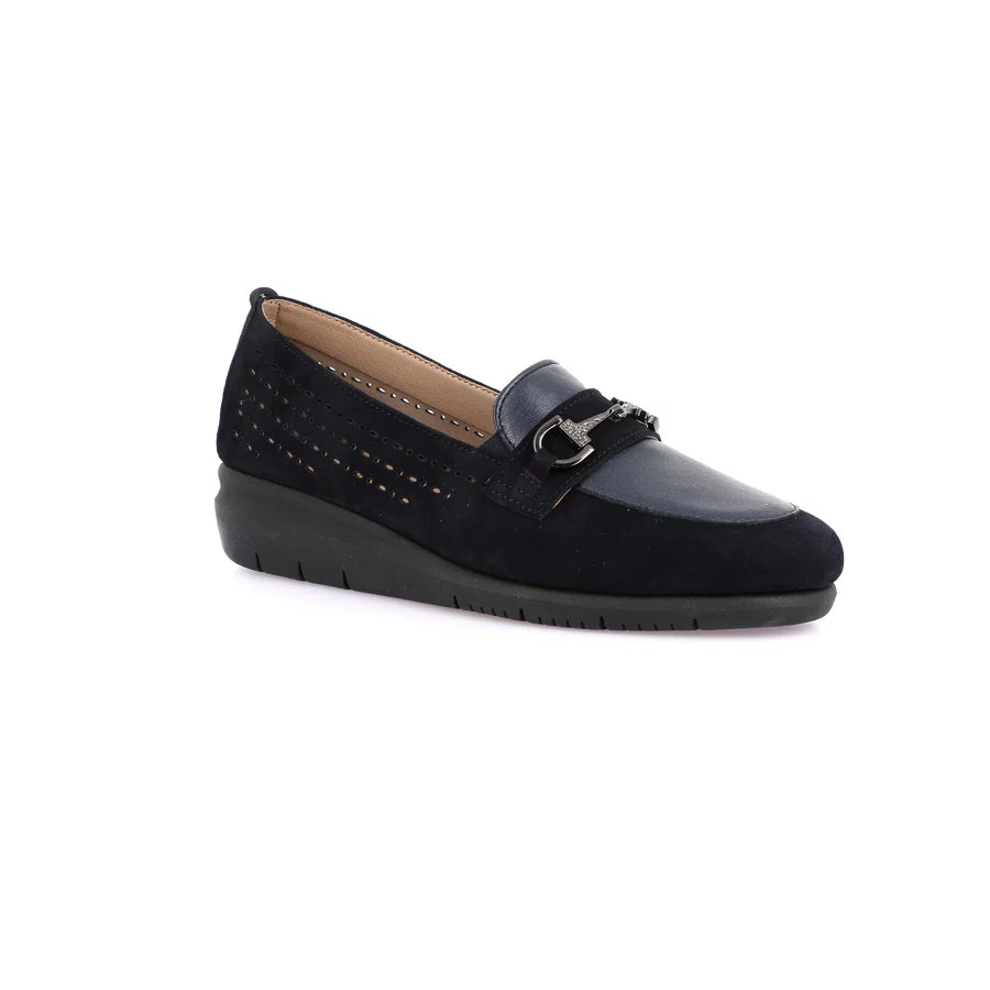 gid://shopify/Product/15713035059532_57342342037836