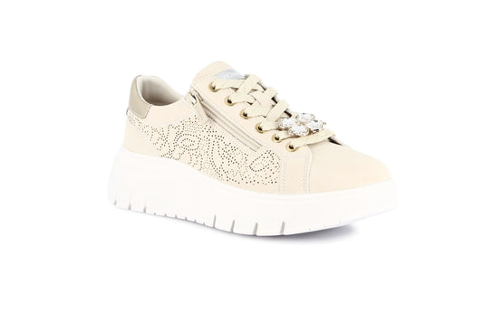 gid://shopify/Product/15754958668108_57521082368332