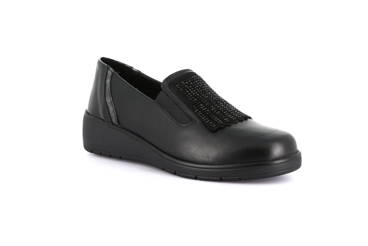 gid://shopify/Product/16106913628492_58822191153484