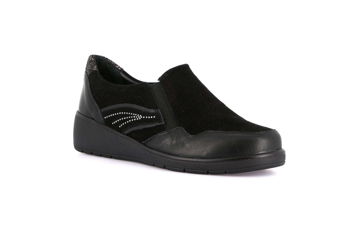gid://shopify/Product/16145762124108_58966981706060