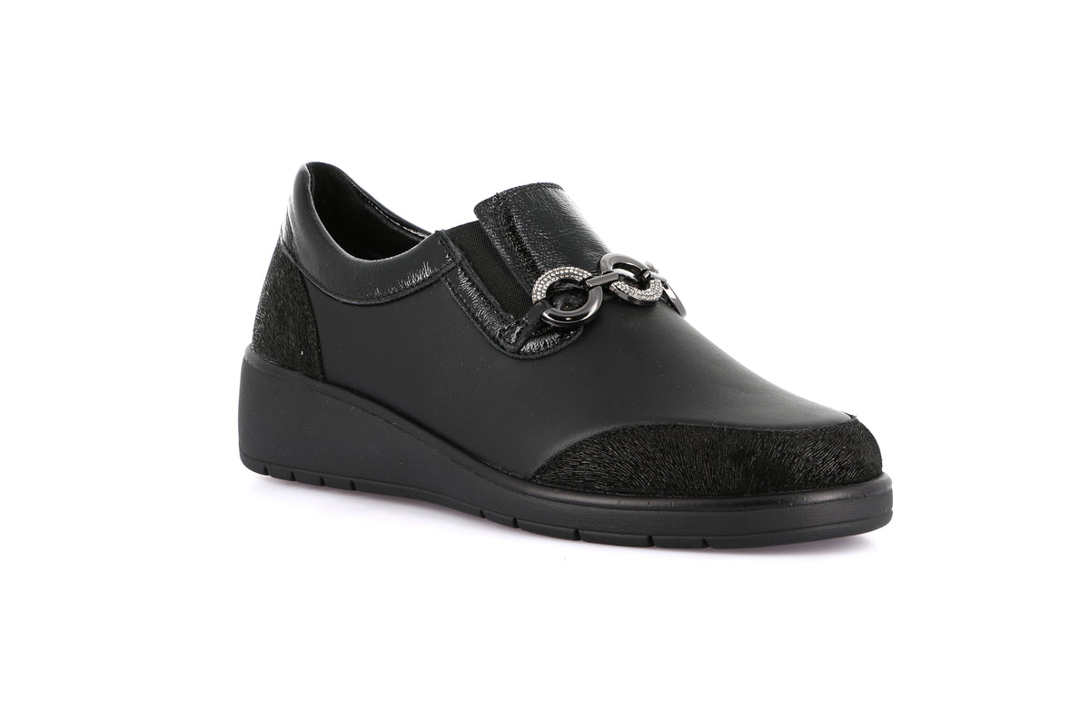 gid://shopify/Product/16231907131724_59550073913676