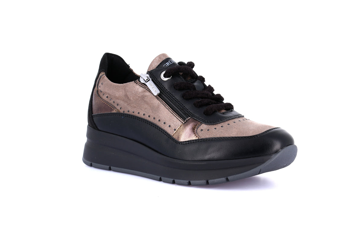 gid://shopify/Product/16106660299084_58821725716812