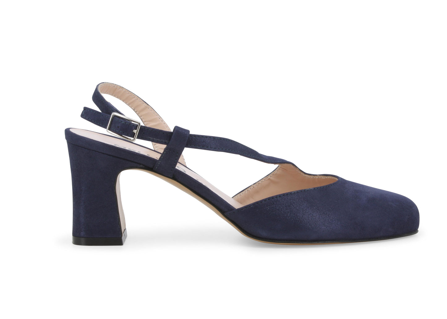 gid://shopify/Product/15686053396812_1