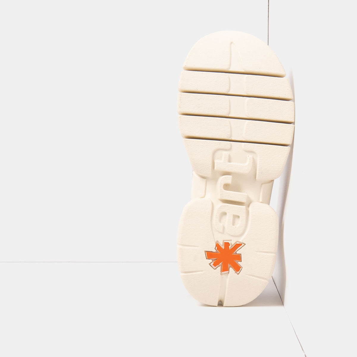 gid://shopify/Product/16172949537100_3