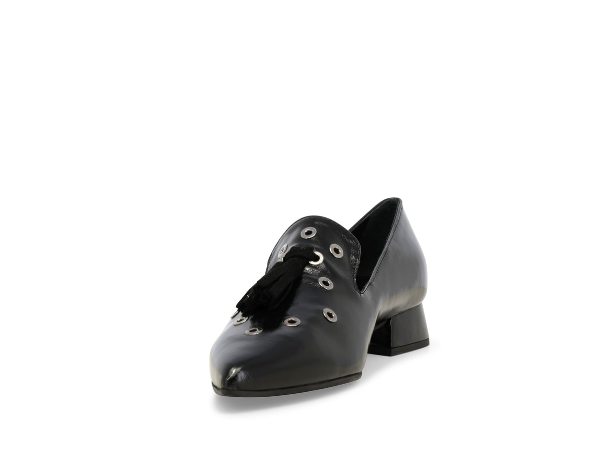gid://shopify/Product/16118030762316_3