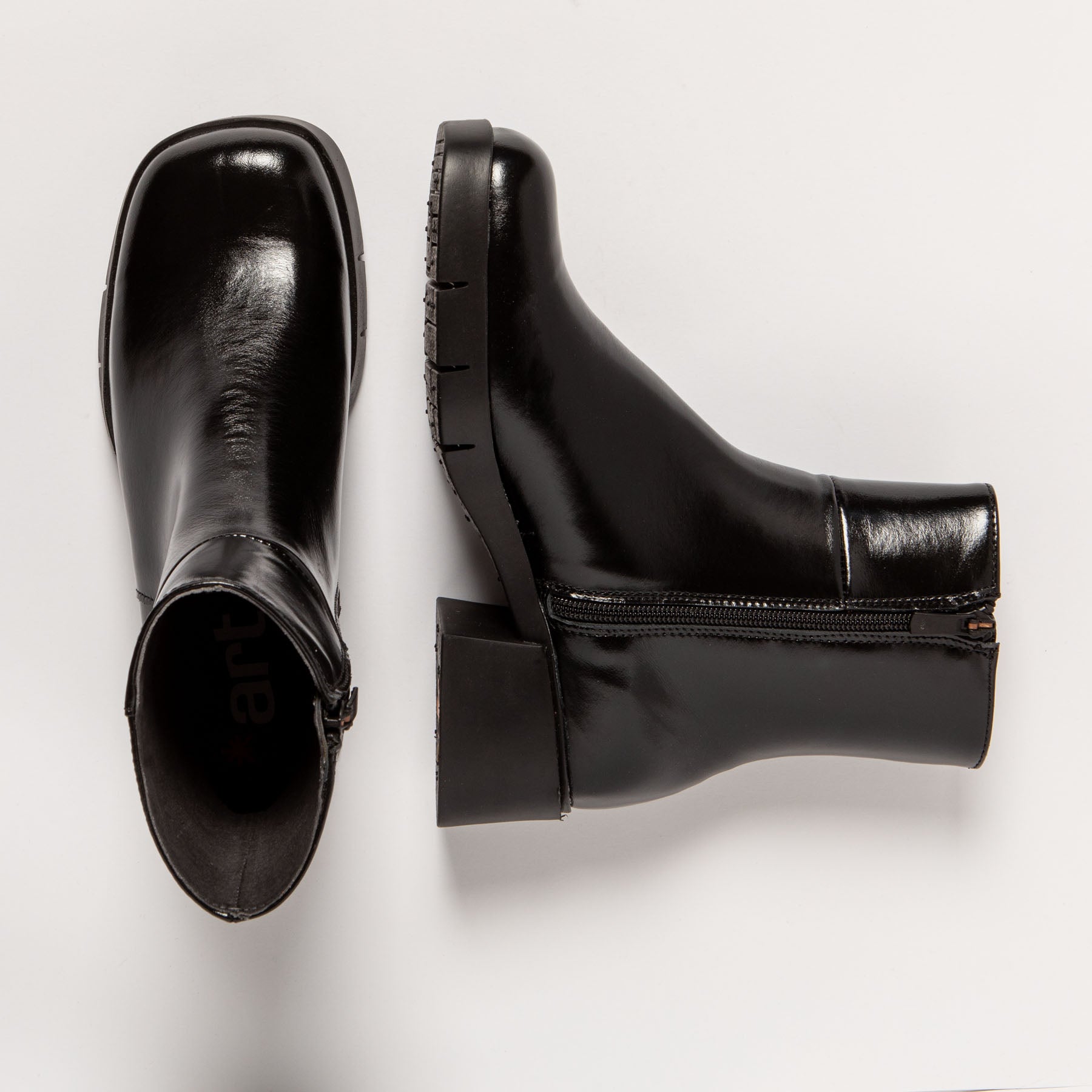 gid://shopify/Product/15693784875340_4
