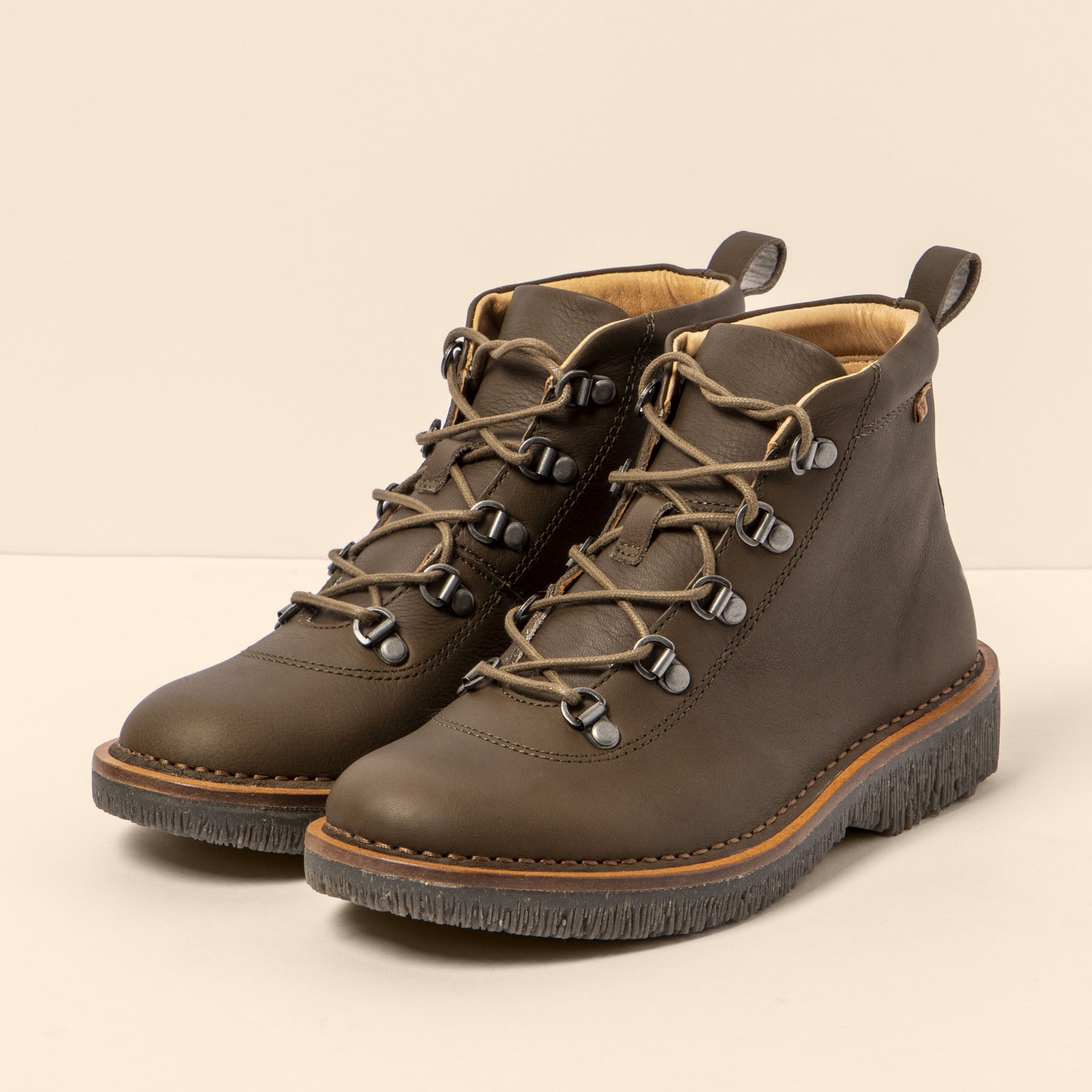 gid://shopify/Product/15700014432588_5