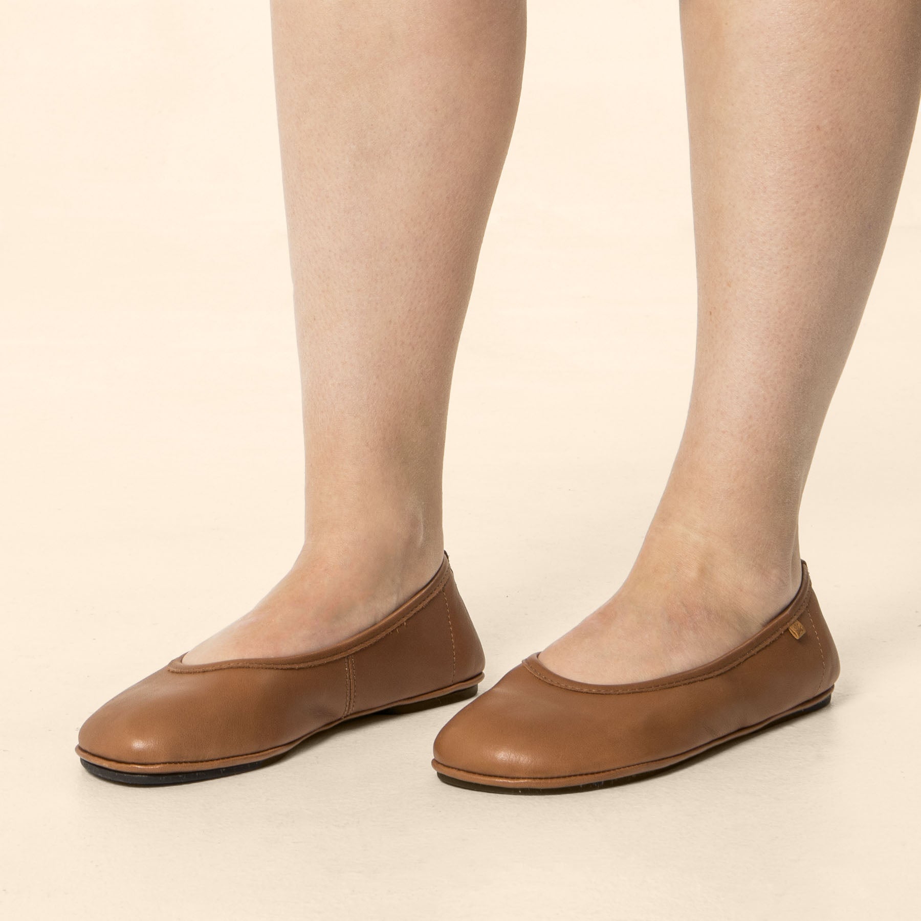 gid://shopify/Product/15700538851660_2
