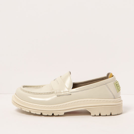 gid://shopify/Product/15693435797836_1