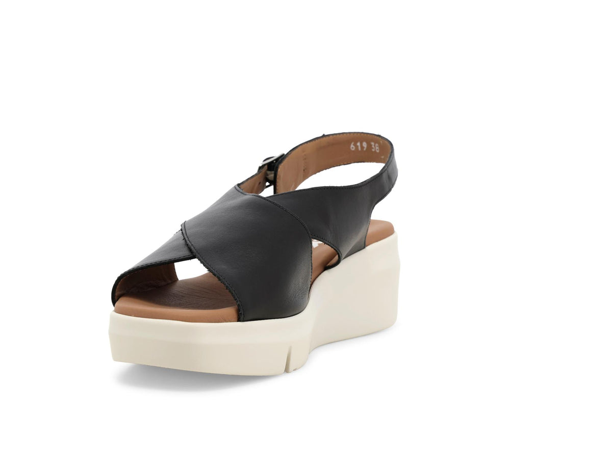 gid://shopify/Product/15761171448140_3