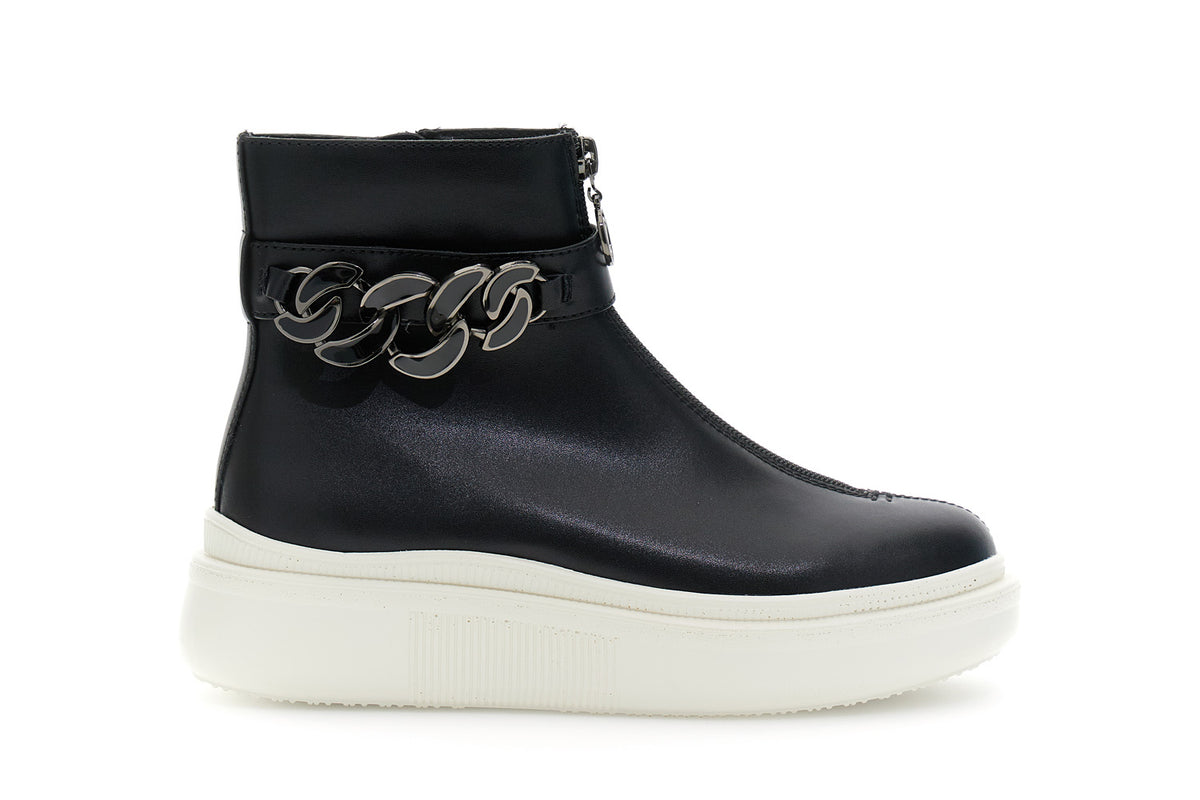 gid://shopify/Product/16175941550412_1