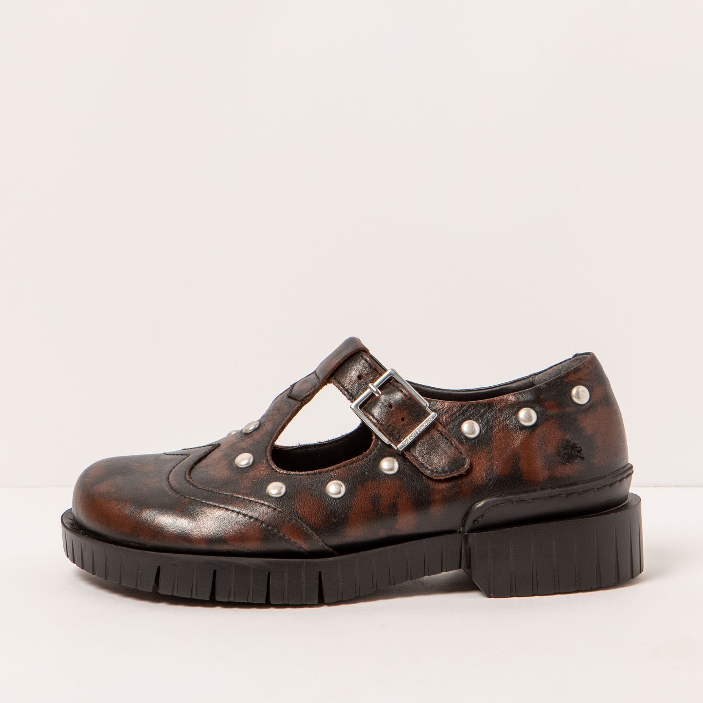 gid://shopify/Product/15694248804684_1