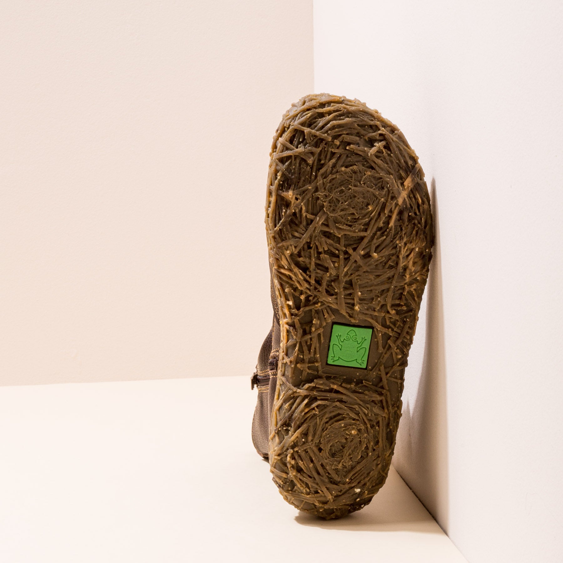 gid://shopify/Product/15791726526796_6