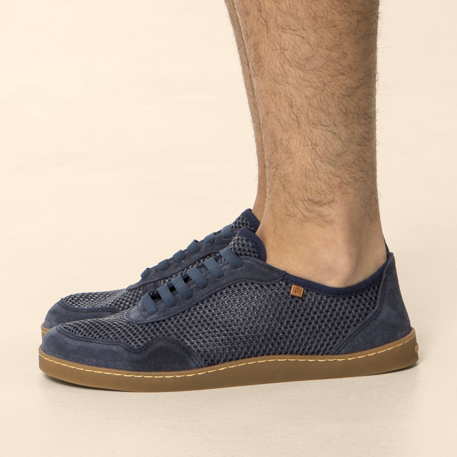 gid://shopify/Product/15700644626764_1