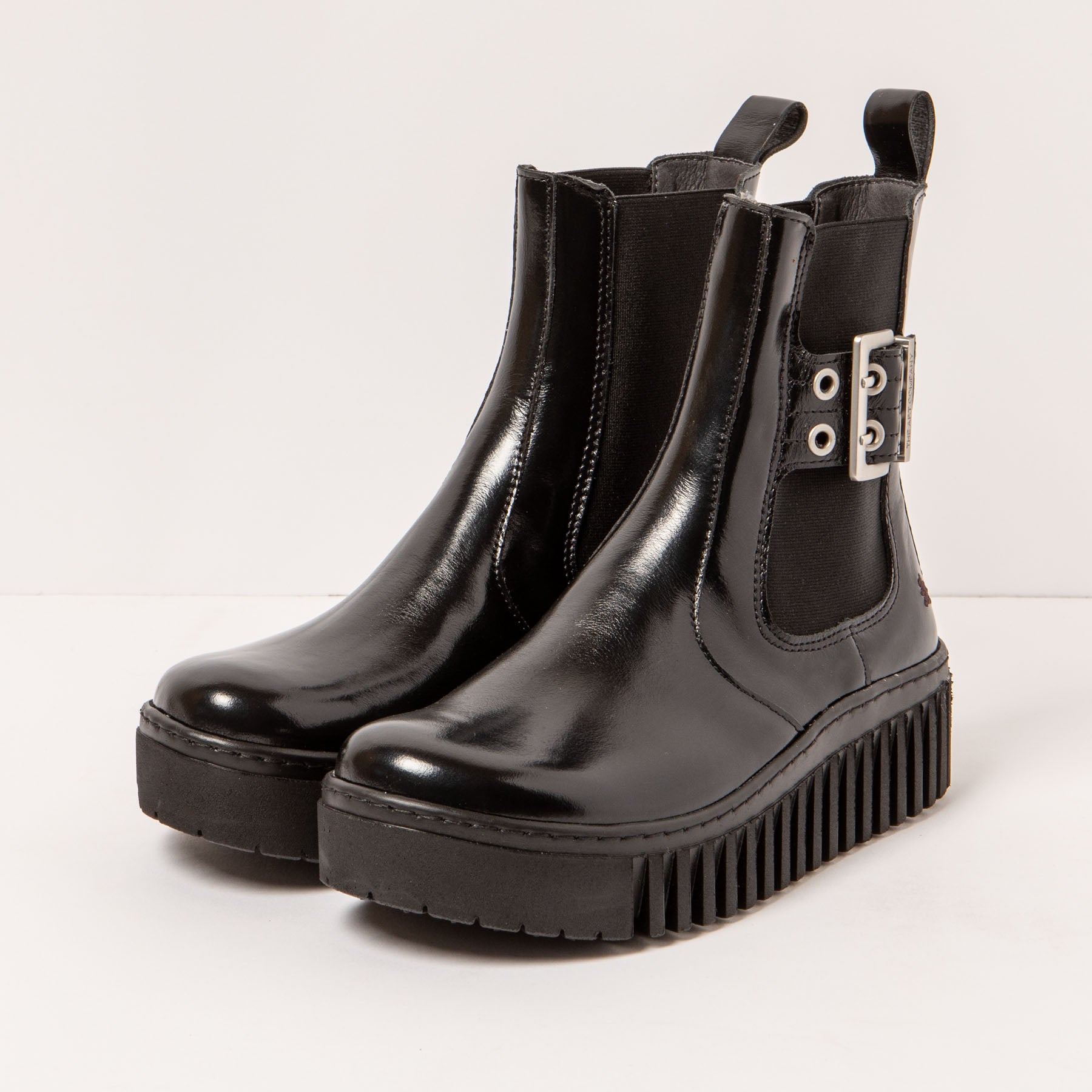 gid://shopify/Product/15694010909004_2