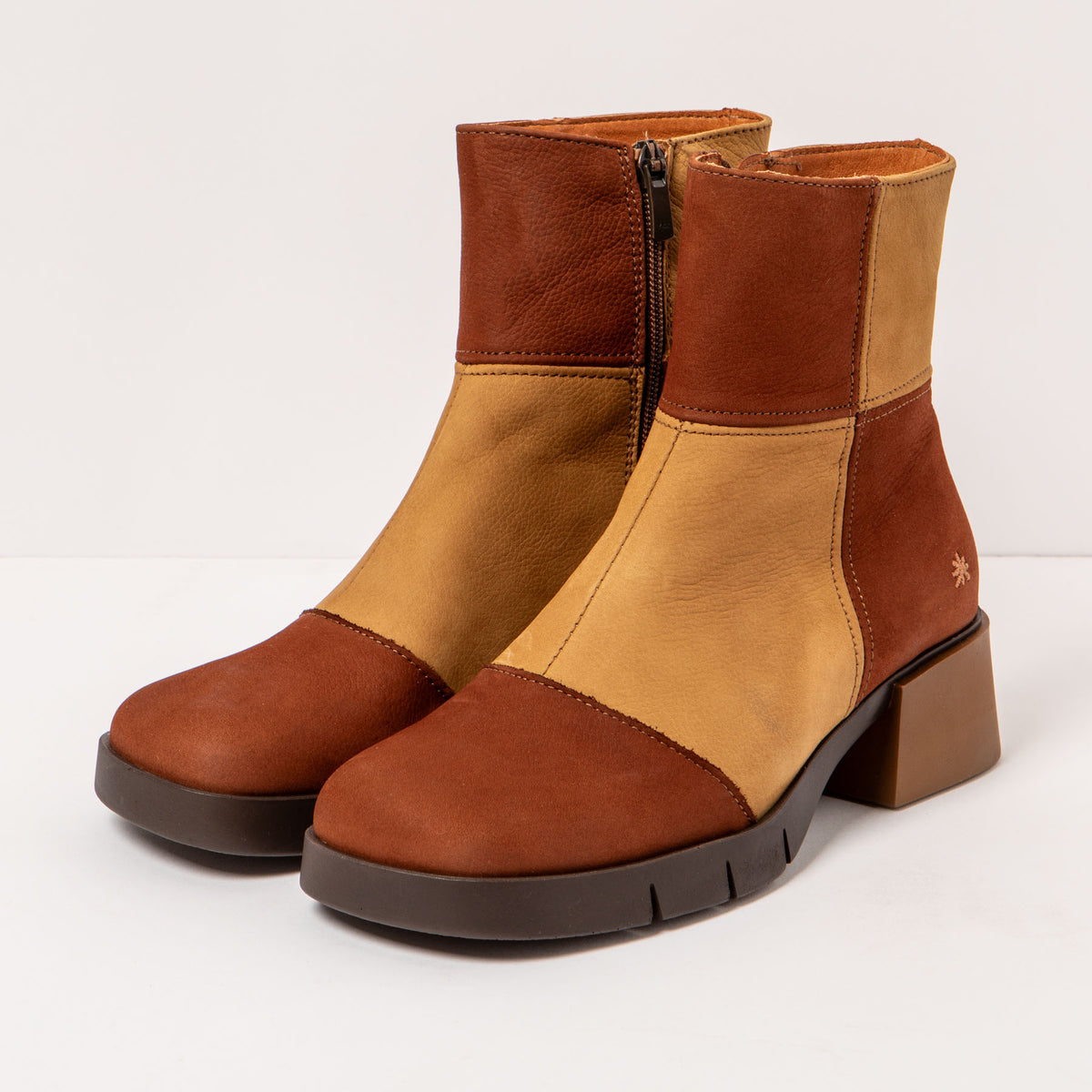 gid://shopify/Product/16172320522572_2