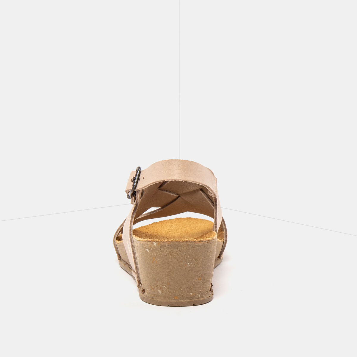 gid://shopify/Product/16173008224588_5