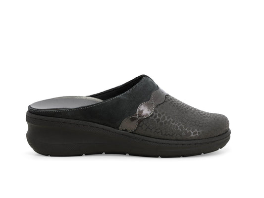 gid://shopify/Product/16118200271180_1