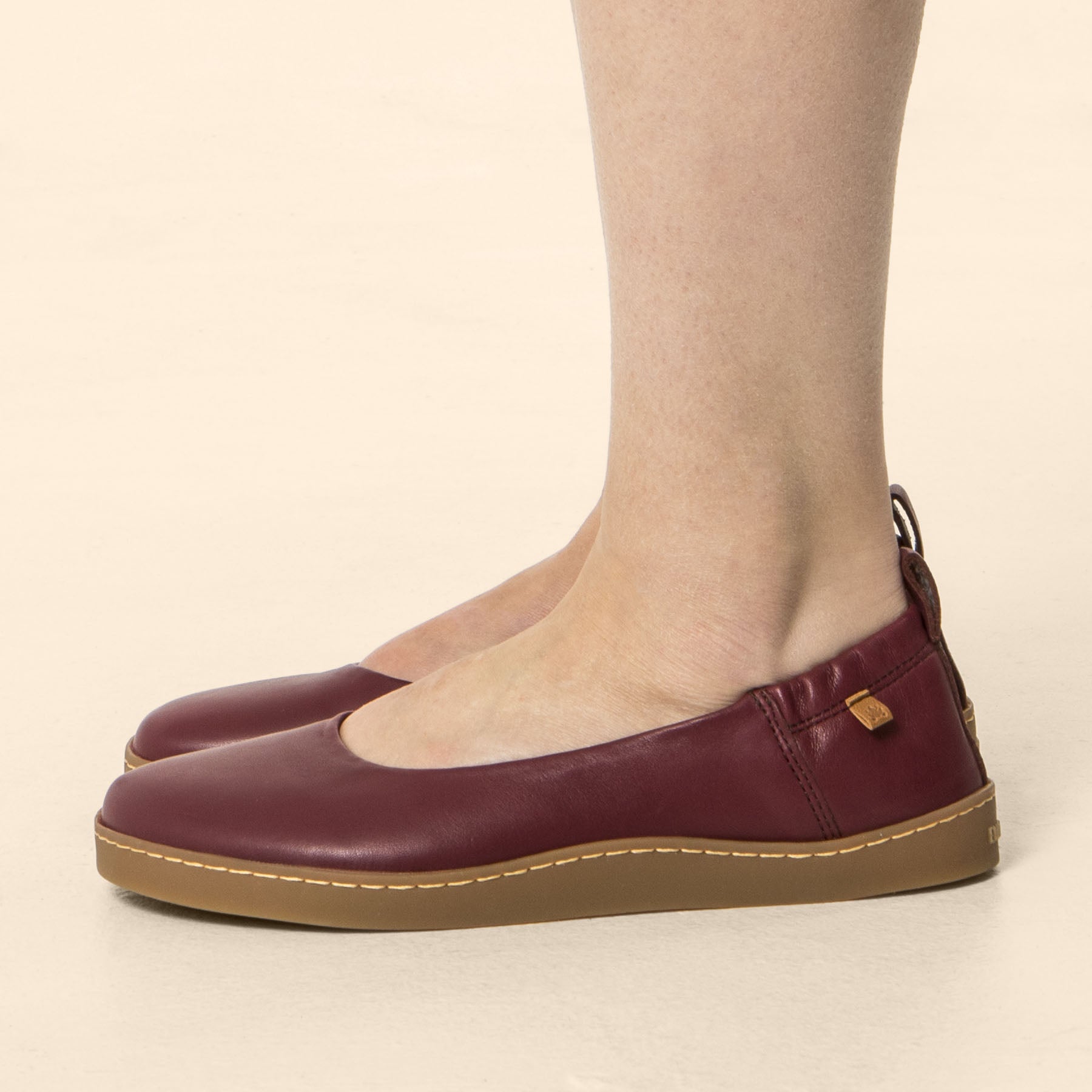 gid://shopify/Product/15700636729676_1