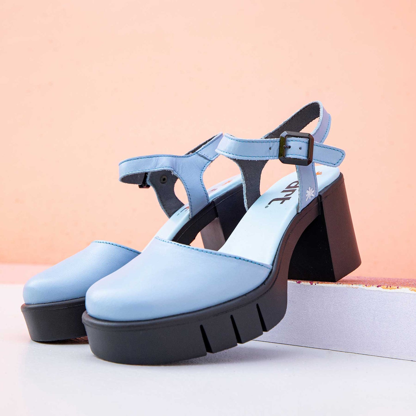 gid://shopify/Product/15693573062988_7