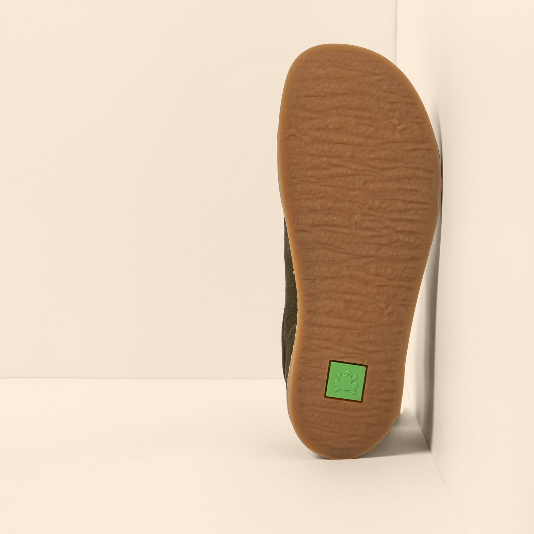 gid://shopify/Product/15791914352972_3