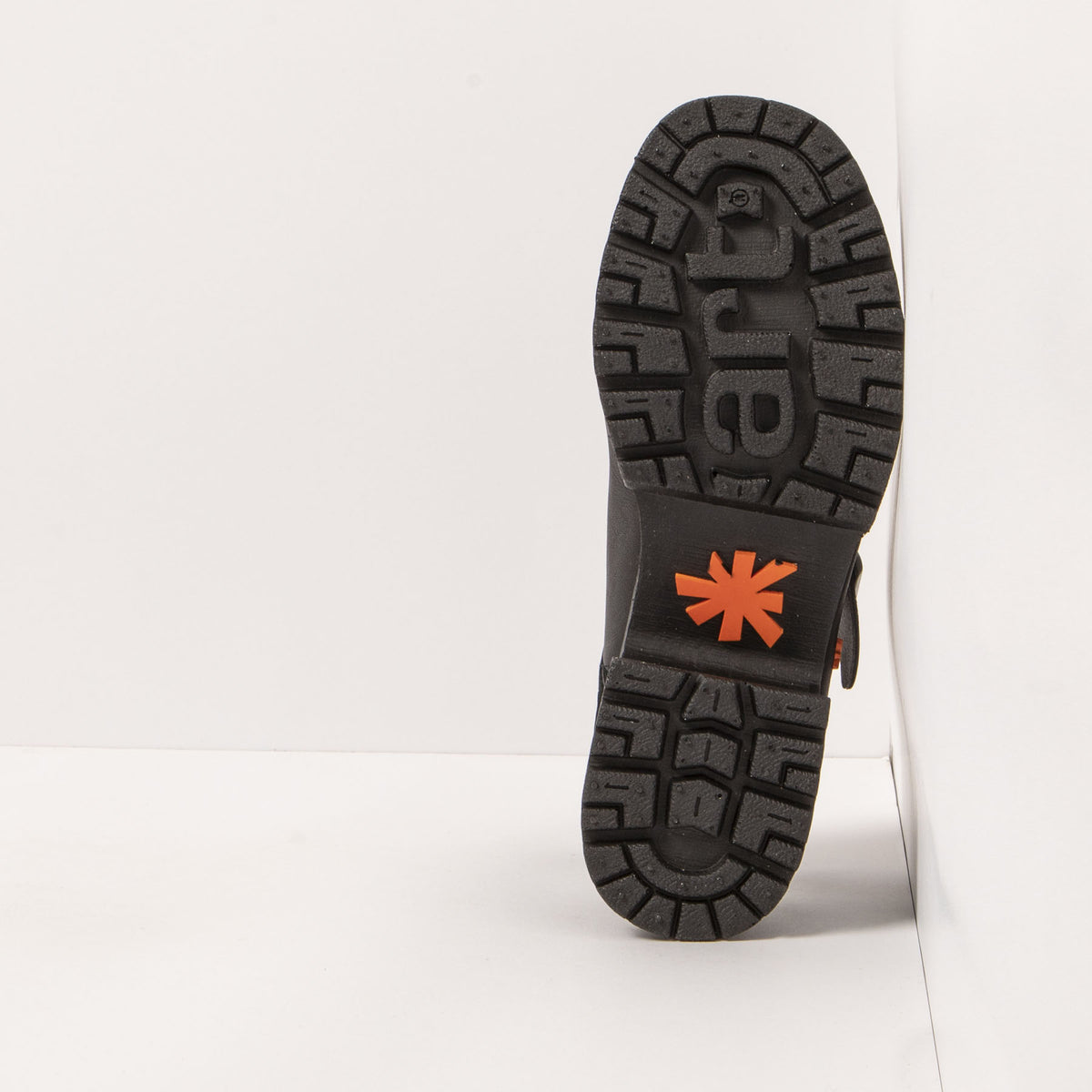 gid://shopify/Product/16171544084812_3