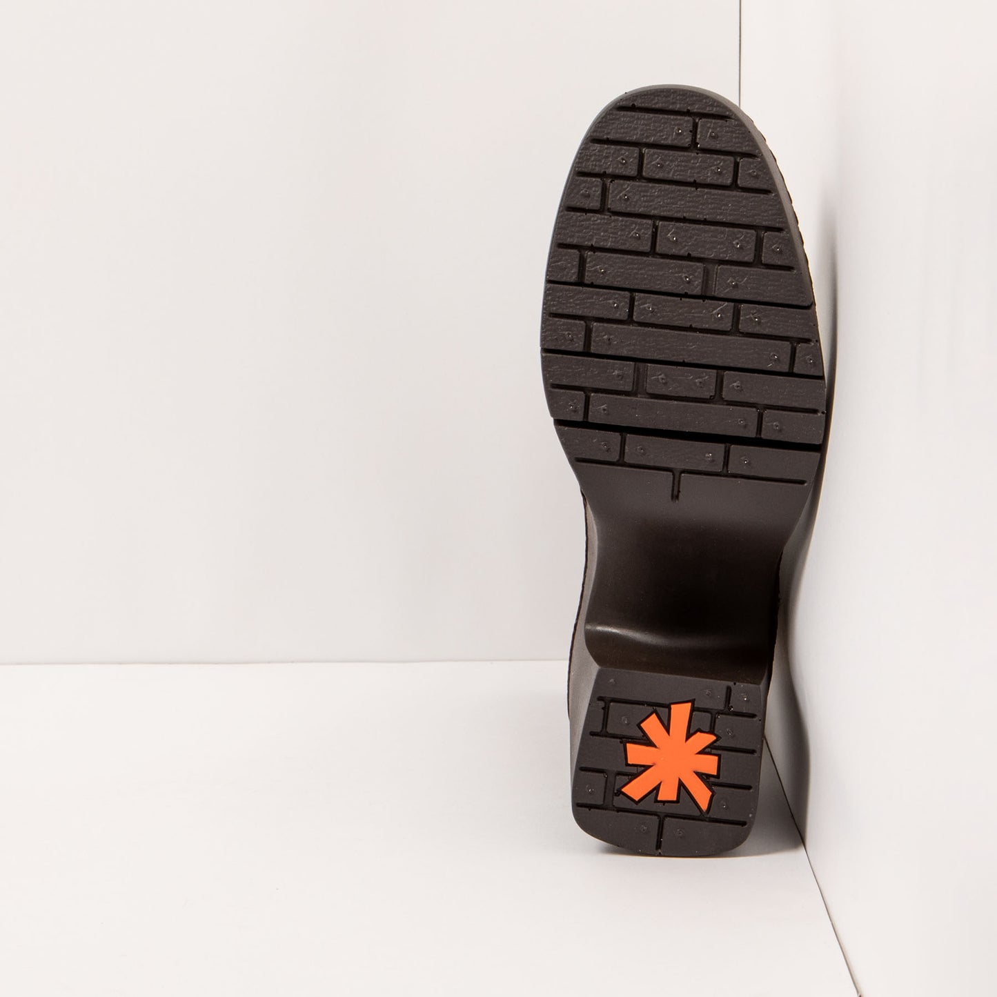 gid://shopify/Product/15694150598988_3