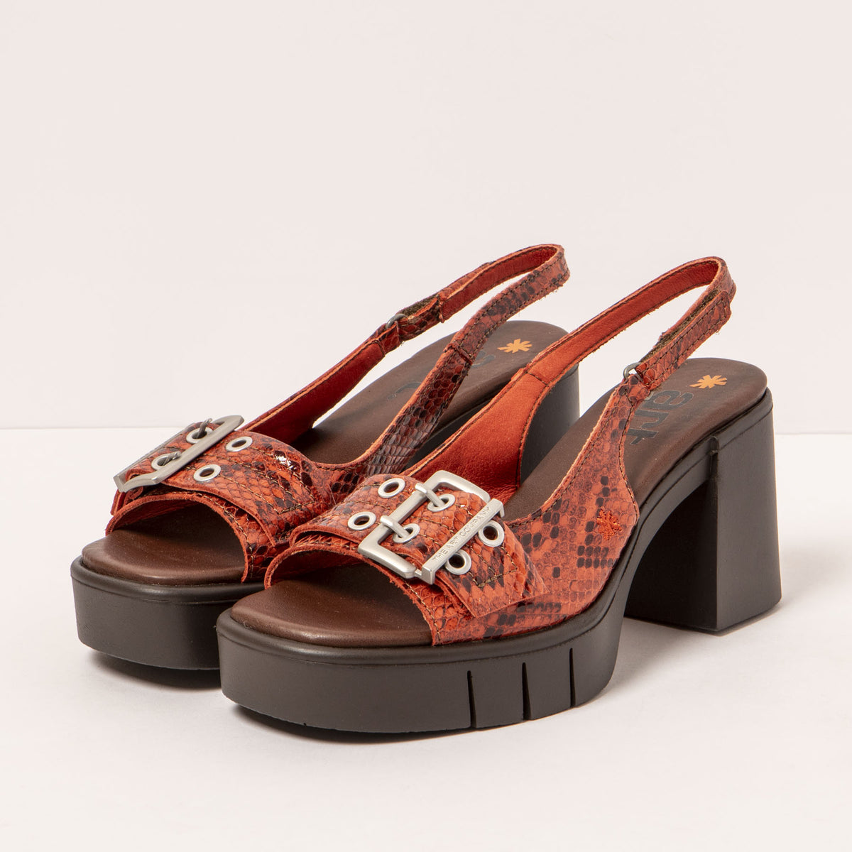 gid://shopify/Product/16172159893836_2