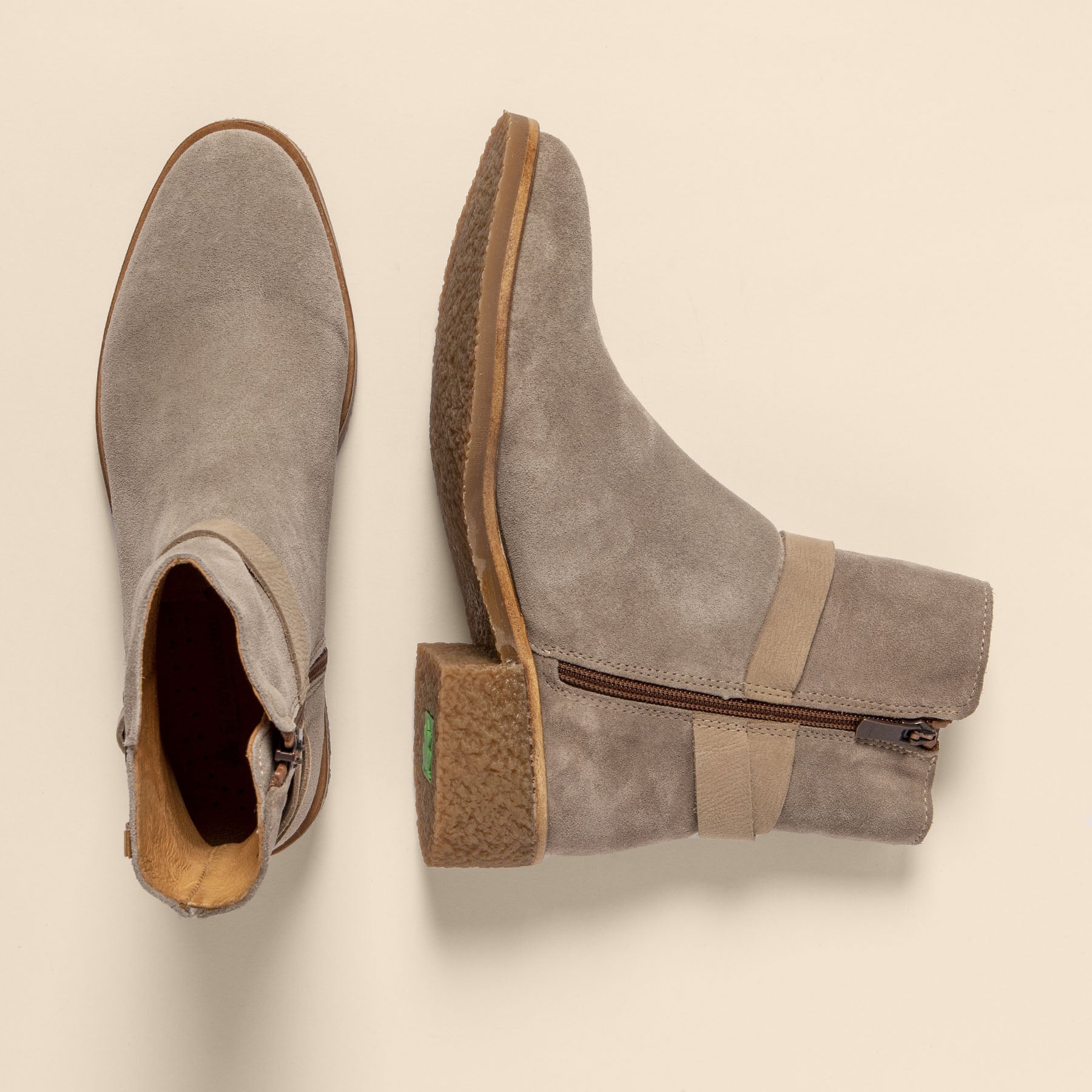 gid://shopify/Product/15791656796492_4