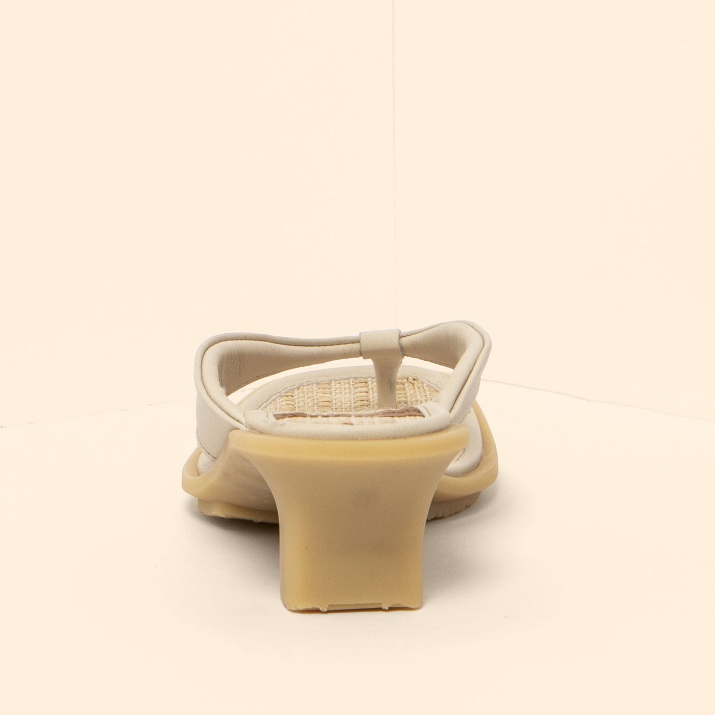 gid://shopify/Product/15700202750284_8