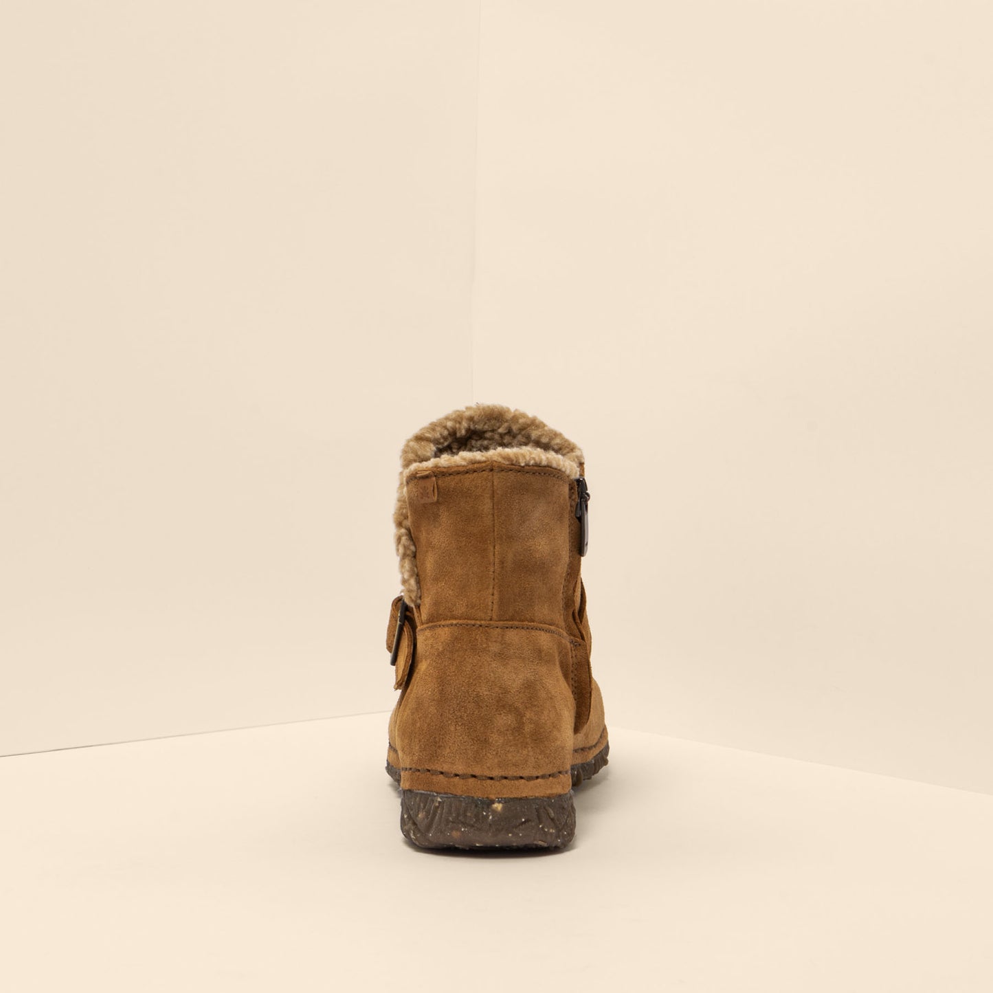 gid://shopify/Product/15700002210124_5