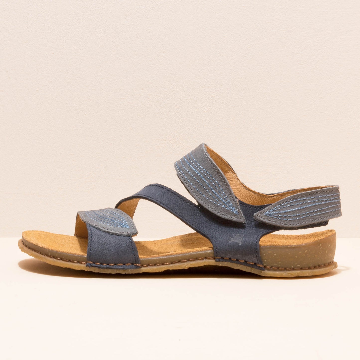 gid://shopify/Product/15791568781644_4