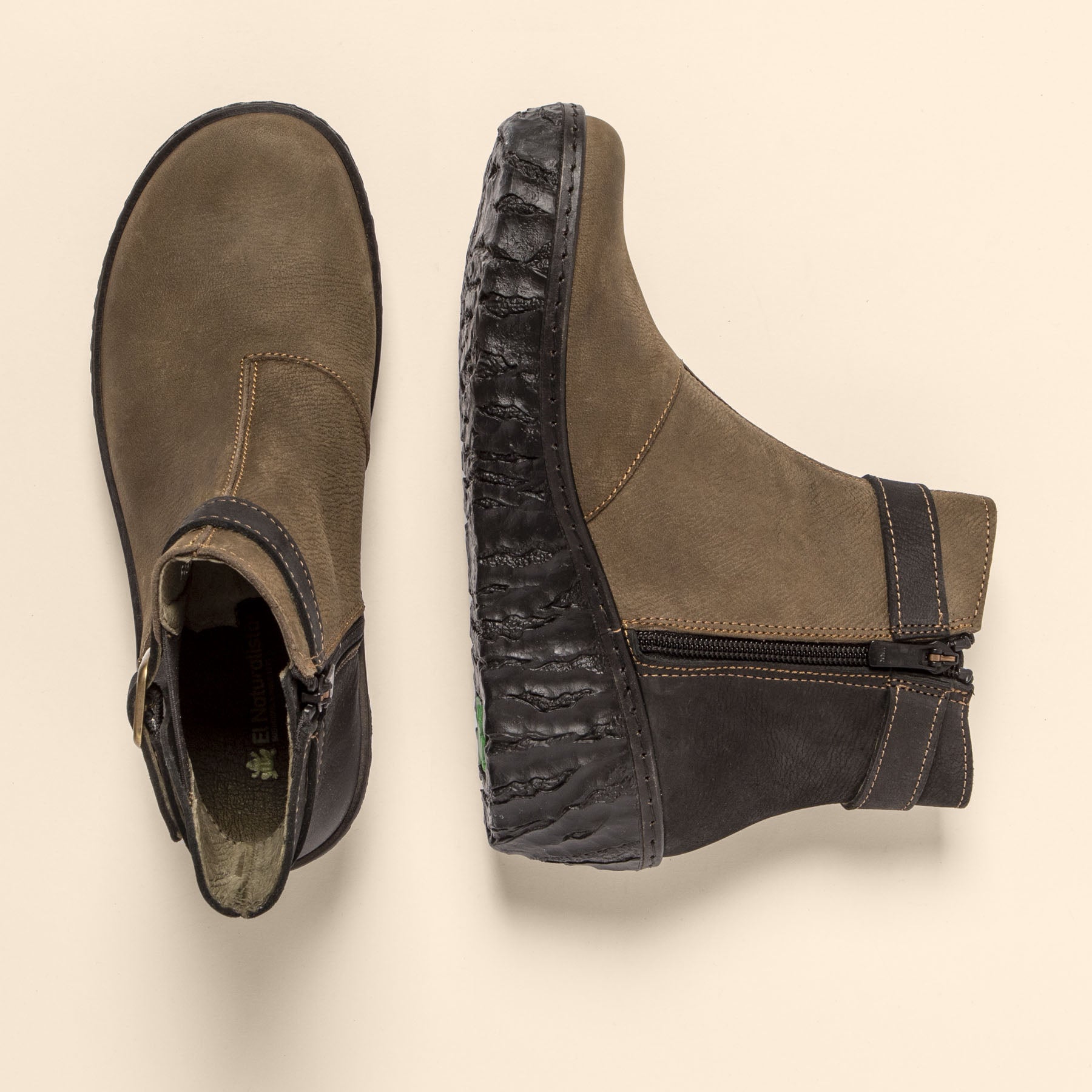 gid://shopify/Product/15699901972812_7