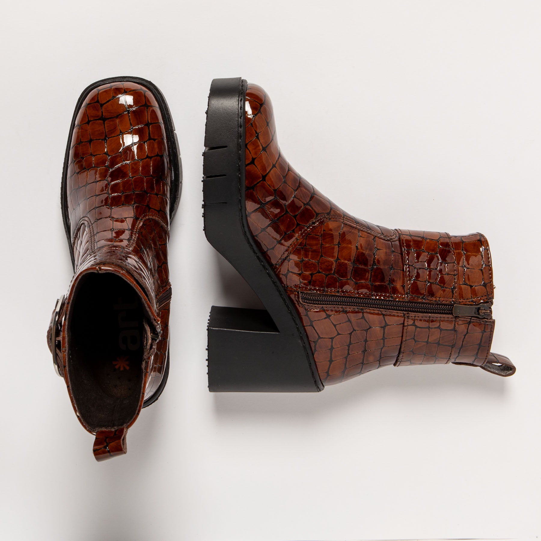 gid://shopify/Product/15694370636108_4