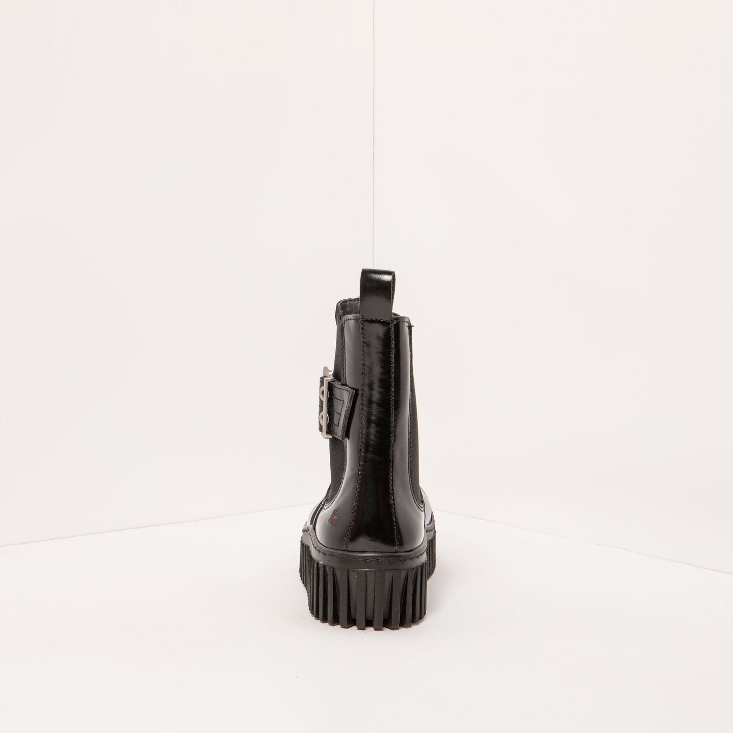 gid://shopify/Product/15694010909004_5