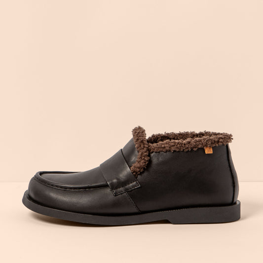 gid://shopify/Product/15700861649228_1