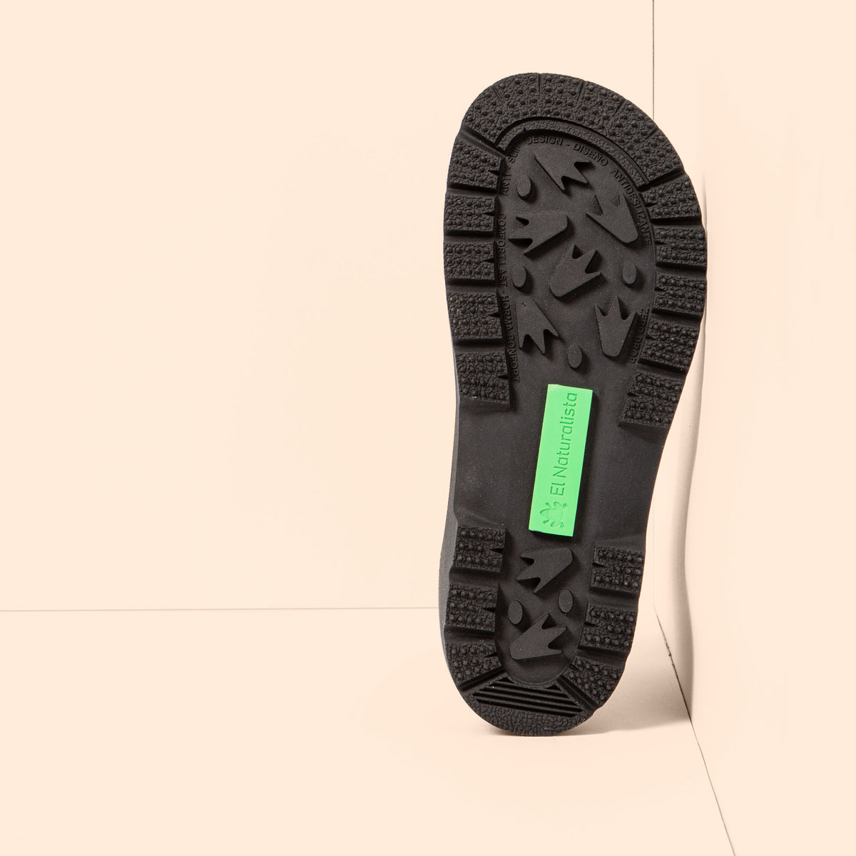 gid://shopify/Product/16124646162764_3