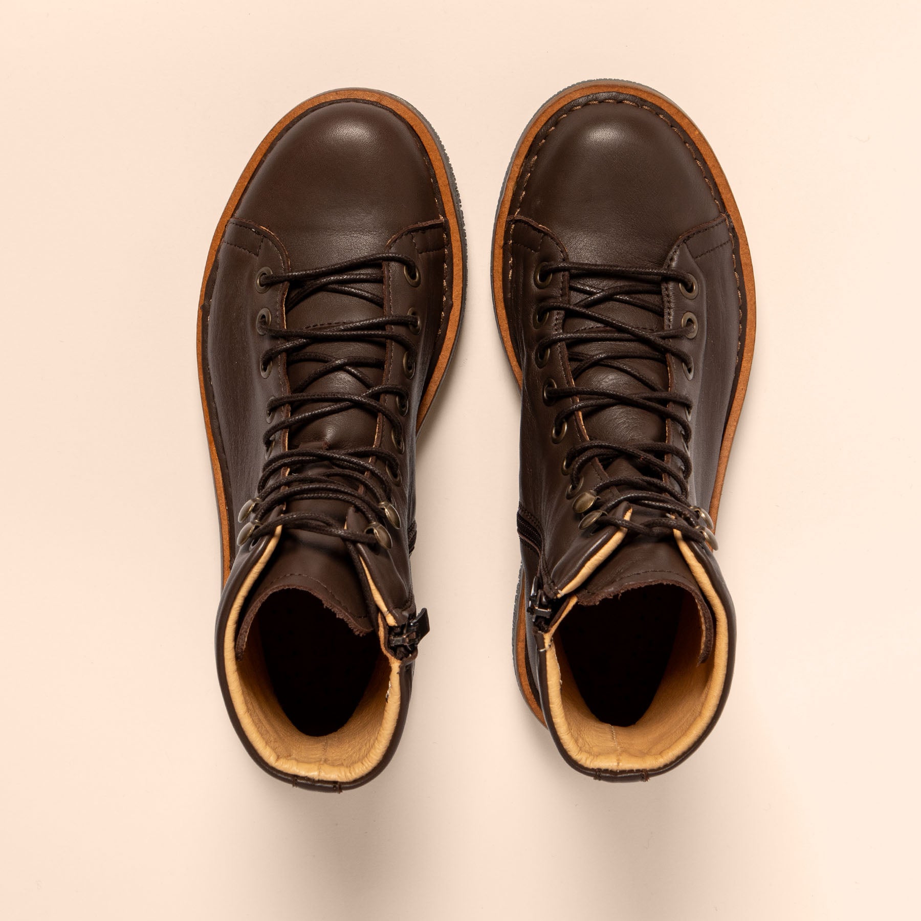 gid://shopify/Product/15700812202316_4