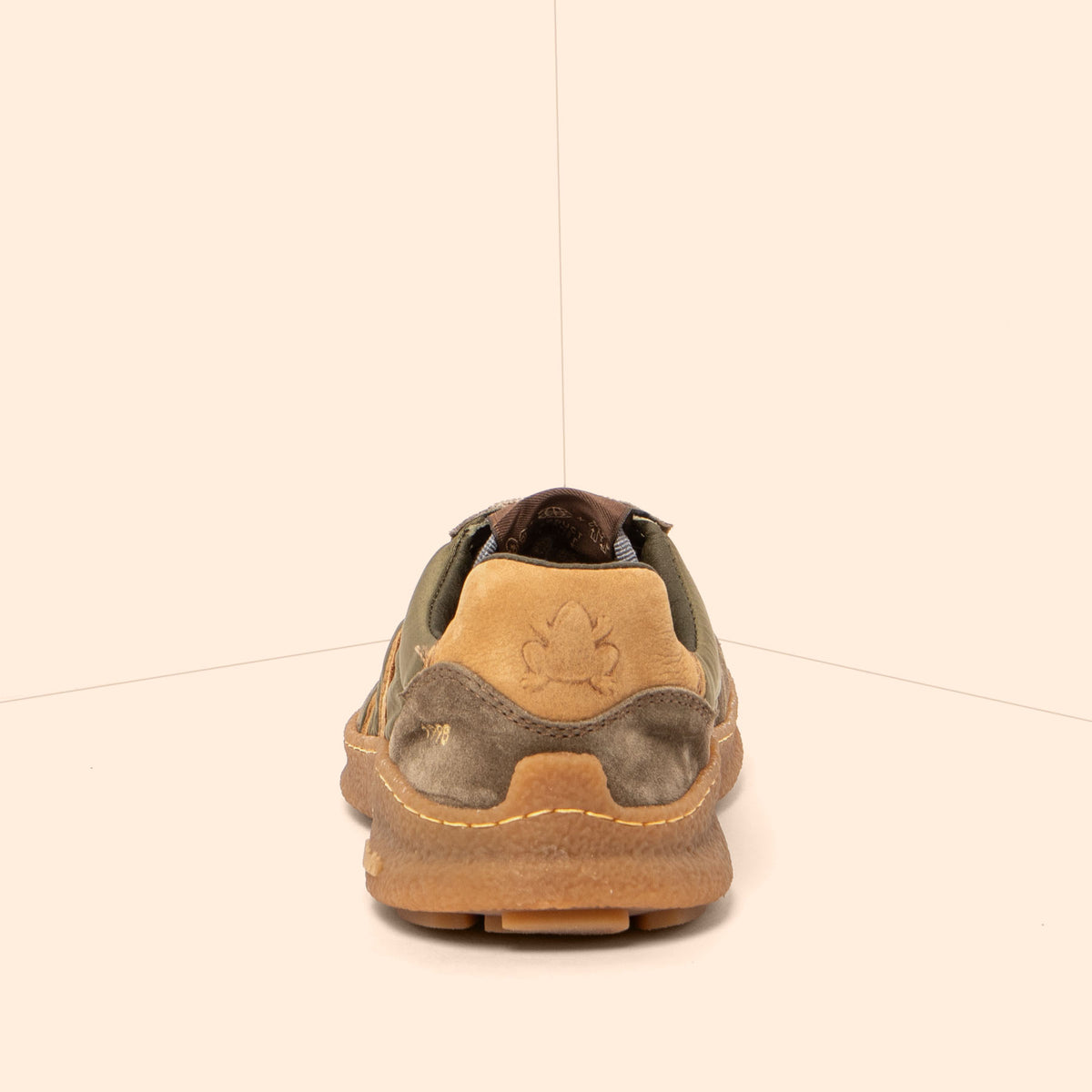 gid://shopify/Product/16124440117580_9