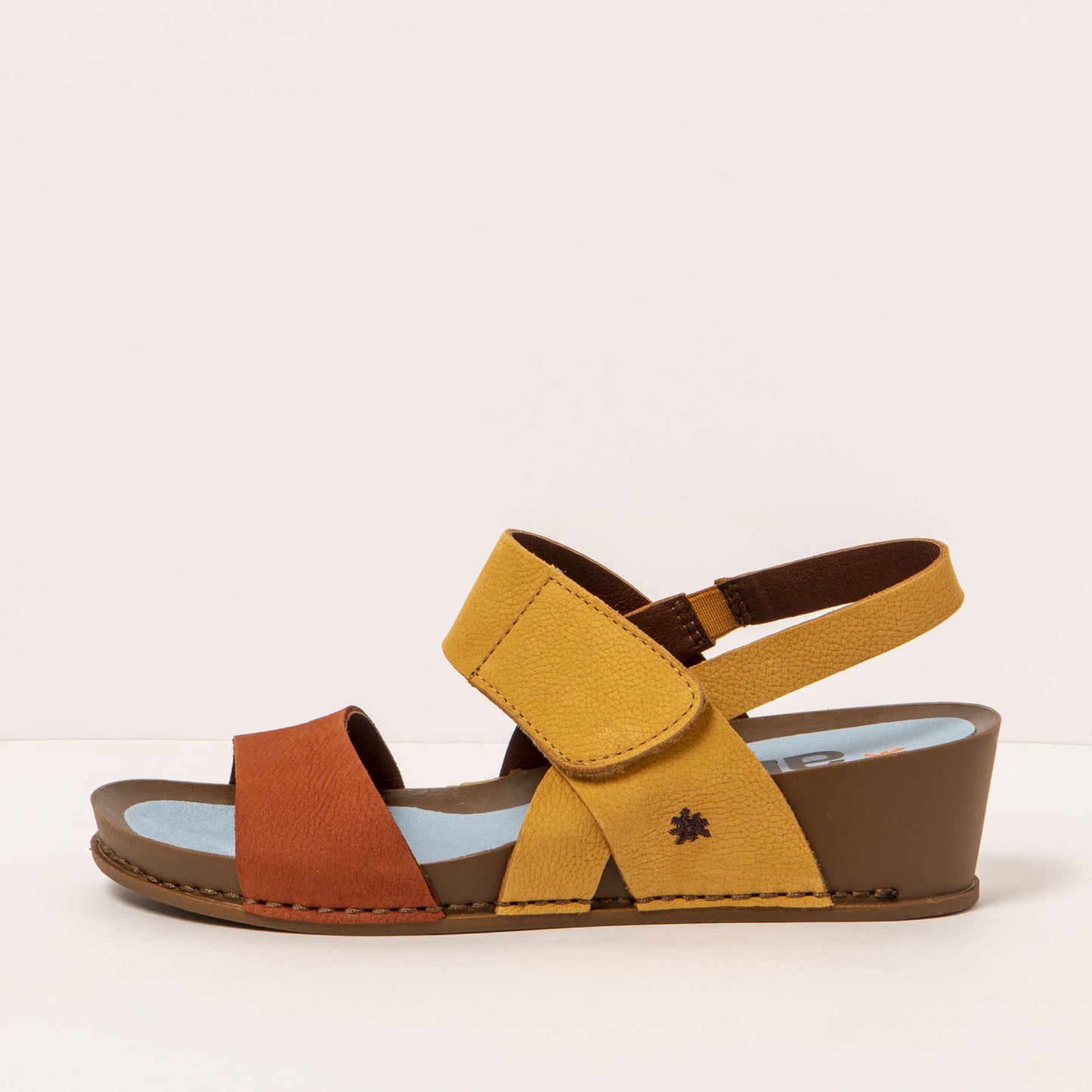 gid://shopify/Product/15693548323148_1