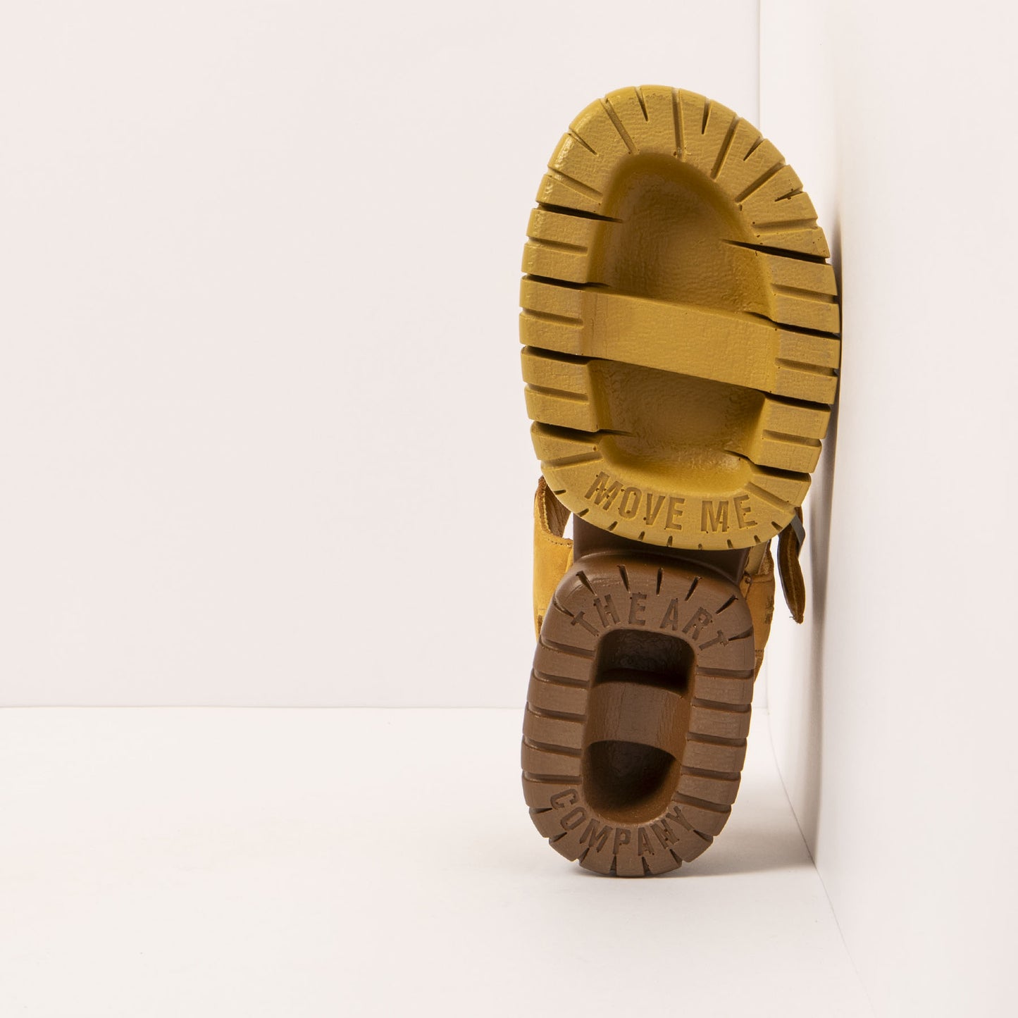 gid://shopify/Product/15693338018124_3